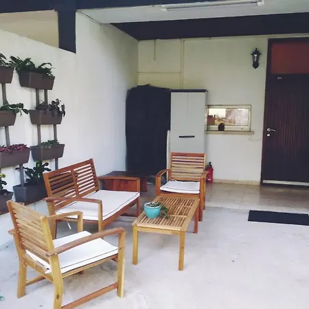 לטייל בחוץ להרגיש בבית H̱efẕi Bah Exterior photo